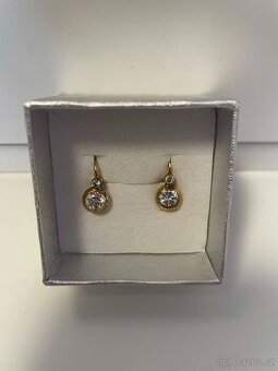 Zlaté náušnice 14kt (585) s certifikátem – 1,85 g