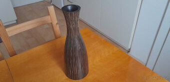 Dřevěná váza za odvoz