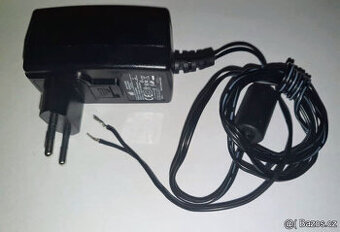 Napájecí zdroj 12V/1,5 A/18W