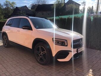 Zavedený autobazar hledá zaměstnance