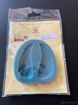 Silikonová formička na pečení - andělská křídla