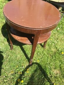 Starozitny stolek