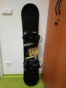 Snowboardové prkno NITRO 137cm s vázáním Gravity