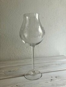 Solitérní broušená sklenice 35 cm