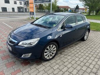 Opel Astra J 1.7 CDTI, 81 kW, nafta