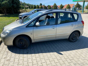 Toyota Corolla Verso 2,0 D4D 66kW, 2004