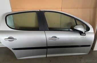 Prodám díly peugeot 207 hatchback