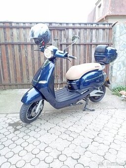 Elektro skutr hecht