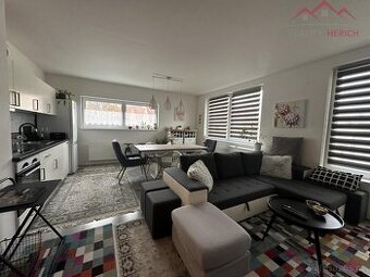 Pronájem bytu 3+kk/2B (75 m2) Žižkovo náměstí, Chomutov - 1