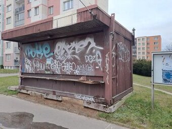 Darujeme stánek 5x3 m