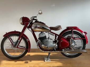 Jawa Pérák 350