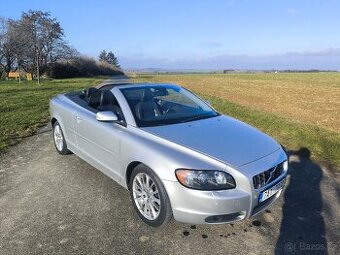 Volvo V70 T5
