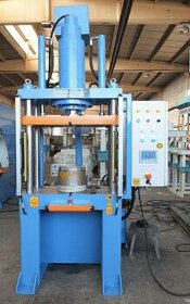 4-sloupový hydraulický lis, lisovací síla 250 tun