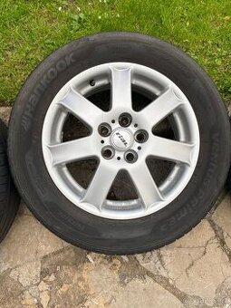 Pneu 205/60r16
