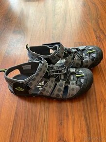 Sandály Umbro vel. 38