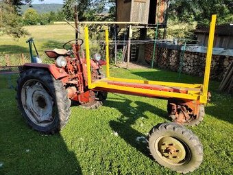 Traktor RS 09