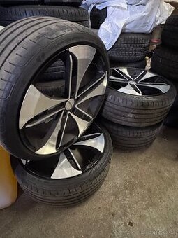 Prodám Alu kola zn. Carmani 7 5x112 R19