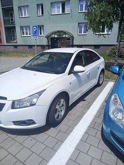 Chevrolet Cruze 1.8 104 kW rok 2011 2 majitel