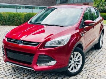 Ford Kuga 2.0TDCi MANUÁL TITANIUM 2WD SENZORY VÝHŘEV