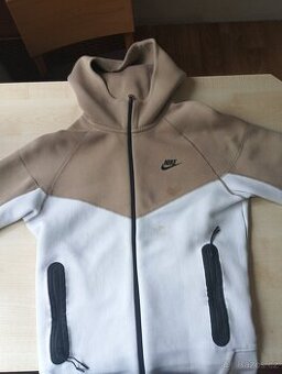 Nike tech fleece mikina
