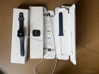 Apple Watch 6 (40mm) modré