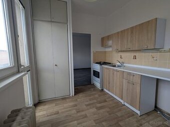 Pronájem 1+1+B 36m2, Jaroslava Vrchlickéko 2839, Most