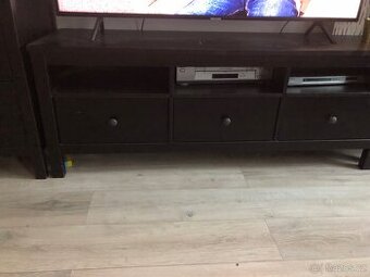 Prodám Ikea Hemnes nábytek