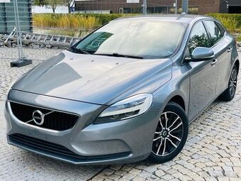 Volvo V40 2.0i BENZÍN 90KW MANUÁL SENZORY SERVISKA