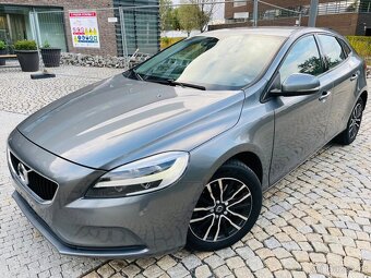 Volvo V40 2.0i BENZÍN 90KW MANUÁL SENZORY SERVISKA