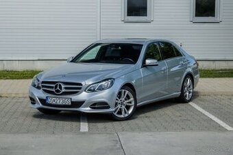 Mercedes-Benz E trieda Sedan 220 CDI BlueTEC / AJ NA SPLÁTKY
