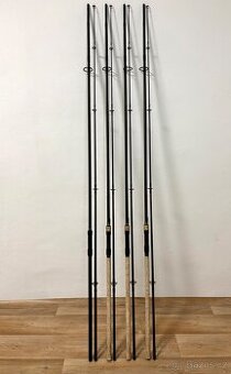 Rybářské pruty 3x Sonik S3 12ft 3,25lb + 1x 4,5lb