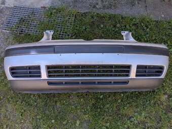 Nárazník golf 4 přední