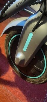 elektricka koloběžka BTwin SD500E dojezd 25km použita asi pě