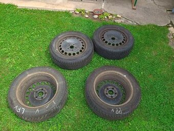 Plechové disky + zimní pneumatiky Nexen 205/55 R16