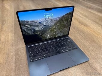 MacBook Air 13" M2 (2022) - 8GB/256GB