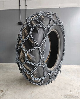 Sněhové řetězy na traktor