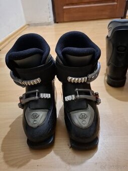 Dětské lyžařské boty 17,5, vnitřní stélka 14cm