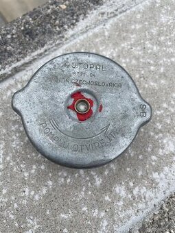 Zátka, víčko chladiče Škoda