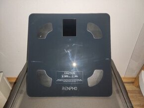 Nová chytrá osobní váha Renpho s barevným displejem