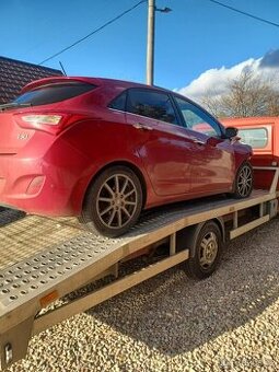 Rozpredám Hyundai i30 1.6GDI 99kw G4FD 2013 automat