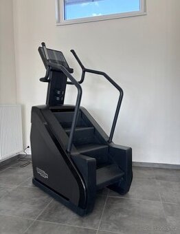Technogym Artis Step Black edit- schodový trenažer
