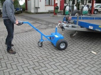 Ruční tahač přívěsů do 1800 kg