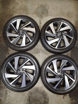 ALU originál Toyota Aygo X 4x100 R18 + Falken