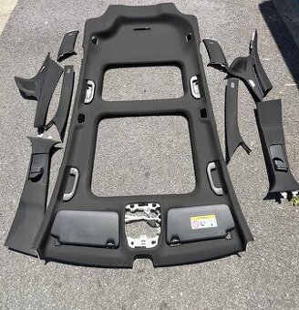 Mercedes C W205 AMG černý interiér