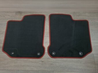 NOVÉ Zadní červené koberečky Octavia 1 ORIGINÁL