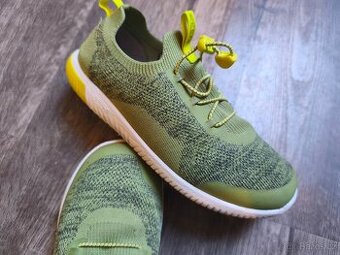 Barefoot tenisky KEEN KNX KNIT LACE v.38Y