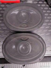 reproduktory Clarion