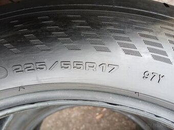 letní pneu 225/55 r17