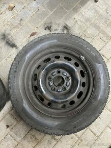 15x6J ET 50 letní Pirelli P6 - 1