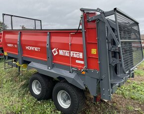 Rozmetadlo hnoje Metal-Fach 267/1 6t